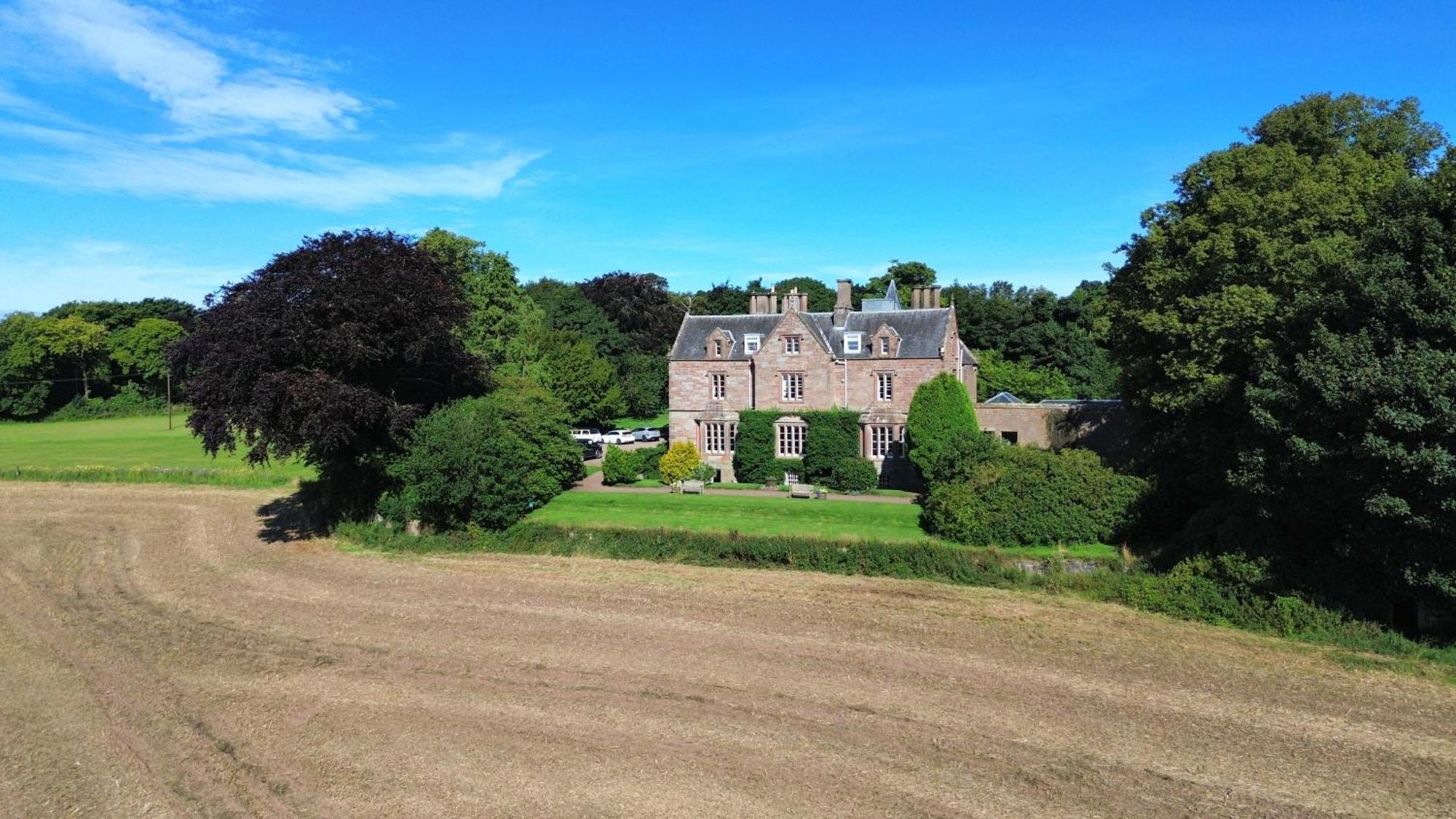 Chirnside Hall Hotel Exterior foto